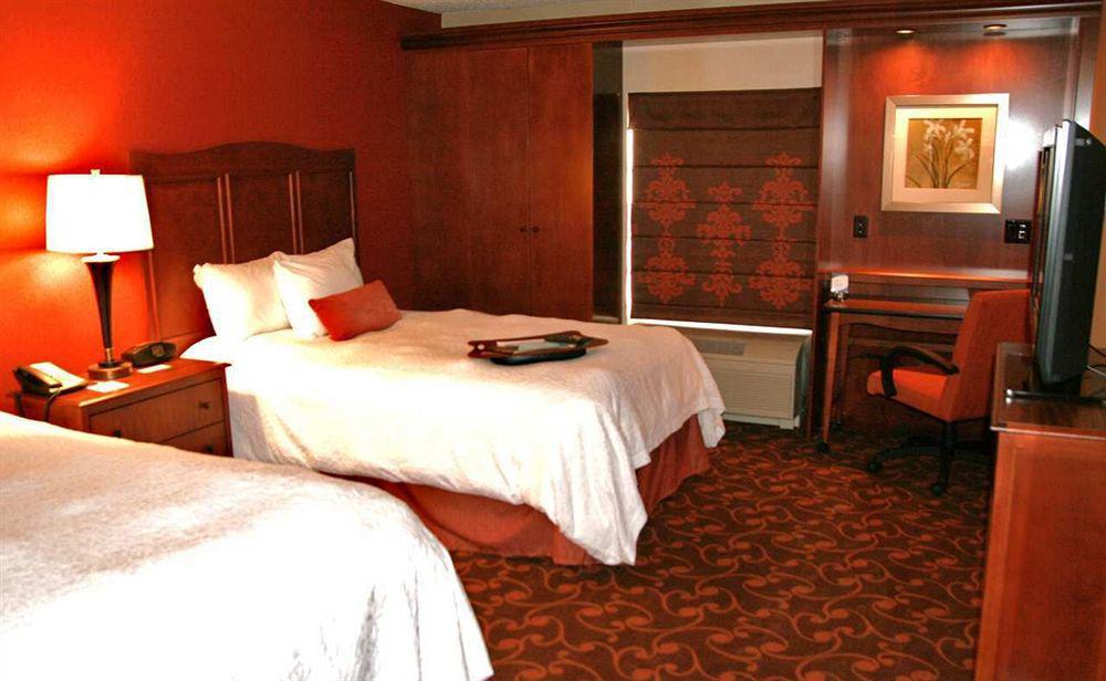 Hampton Inn & Suites Cleveland-Southeast-Streetsboro Rum bild