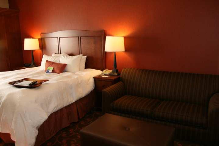 Hampton Inn & Suites Cleveland-Southeast-Streetsboro Rum bild